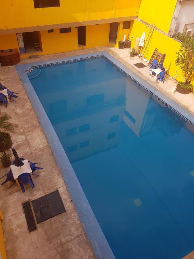 Hotel Arcos Del Parque Acayucan Bagian luar foto