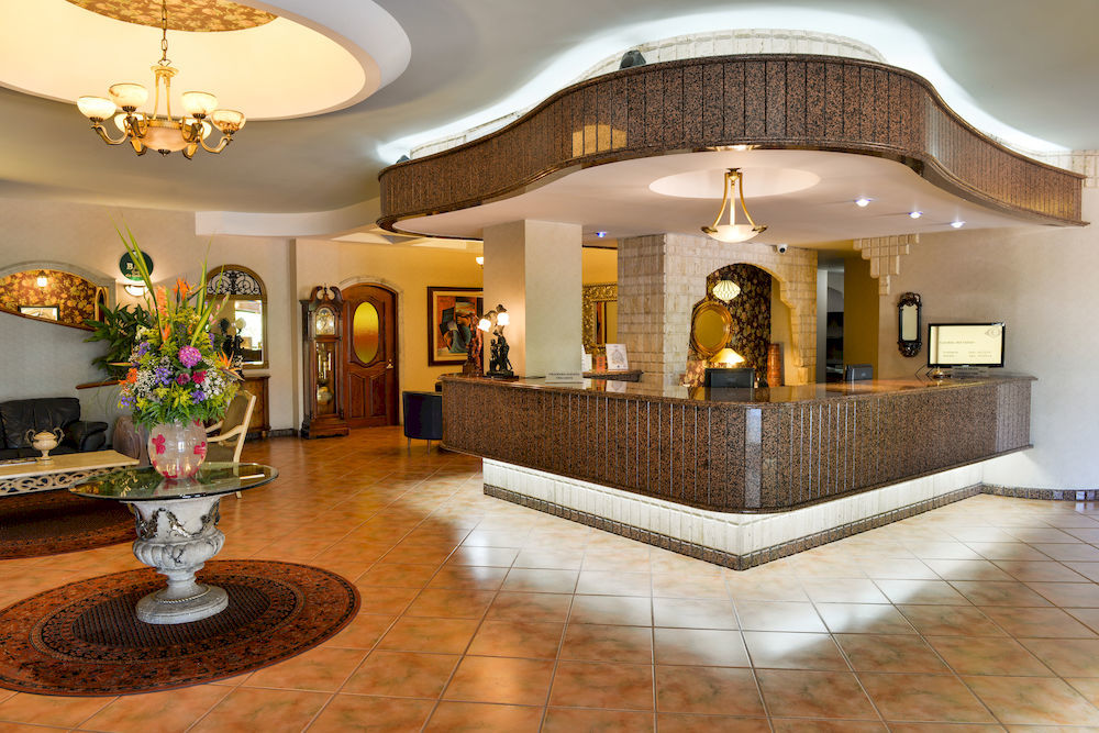 Hotel Arcos Del Parque Acayucan Bagian luar foto